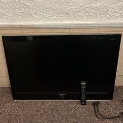40 Inch Samsung Flat Screen TV 