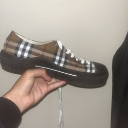 burbery shoes size 12.5