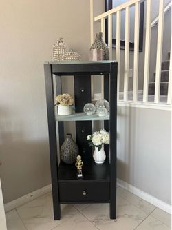 Shelving dresser