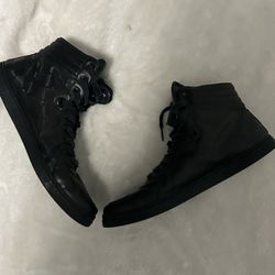 Gucci Shoes 