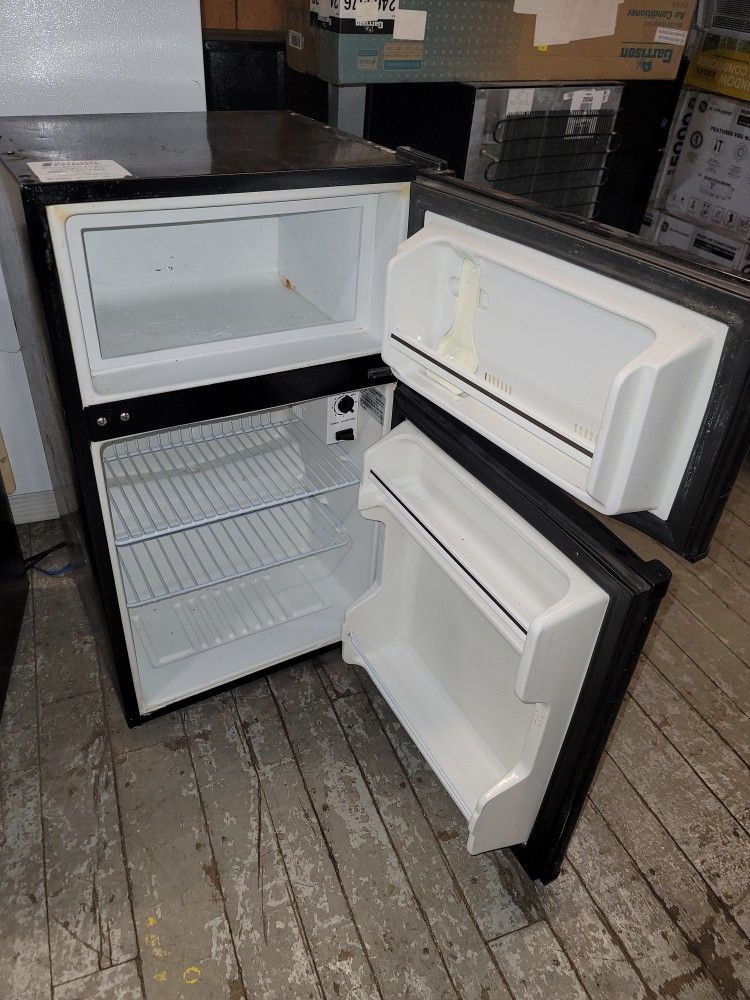 MicroFridge Mini Refrigerator With Two Doors Freezer