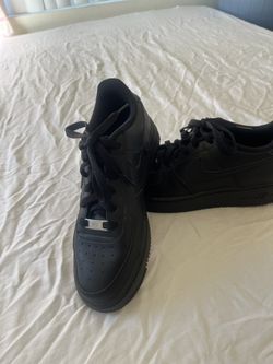 Women Black Air Force 1 Size 6