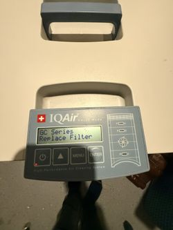IQAir GC Series Air Purifier – Swiss Made – Works Great