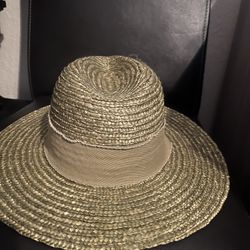 Woman’s Hat
