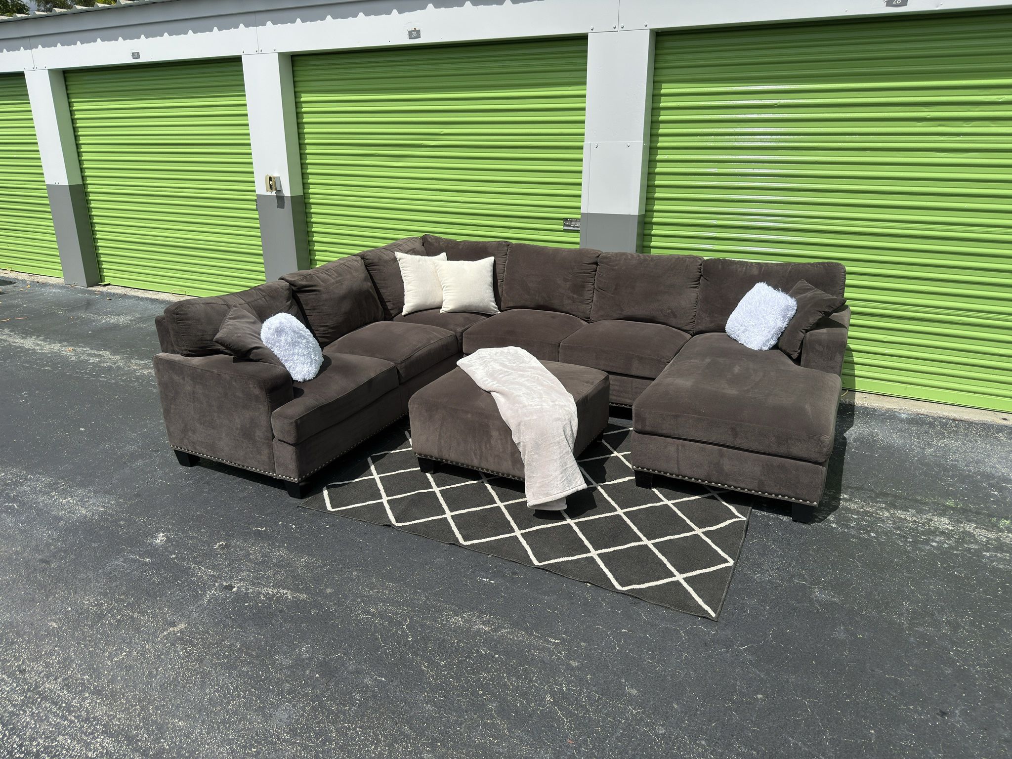 Dark Gray Sectional Couch w/ Ottoman