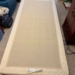 Twin XL Stearns & Foster Box Springs