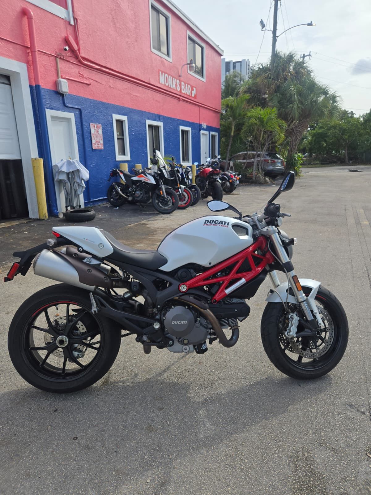 2011Ducati Monster 796cc
