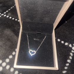 moissanite heart shaped necklace pendant