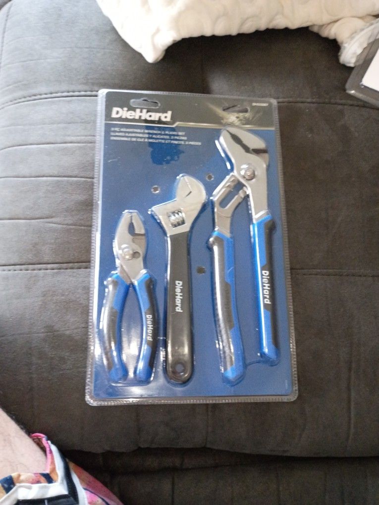DIEHARD 3 PACK IF WRENCHES