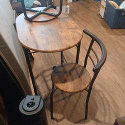 Table With 2 Chairs 