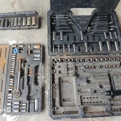 CRAFTSMAN AND GENERIC MECHANIC TOOLS $40