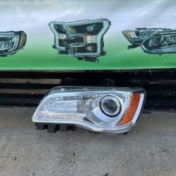 2011-2014 Chrysler 300 Hid Headlight Oem
