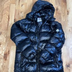 Moncler Maya Coat Size Large Brand New Jordan