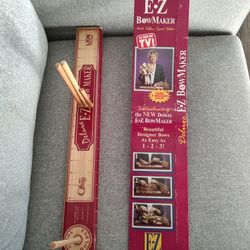 DELUXE E*Z BOW MAKER