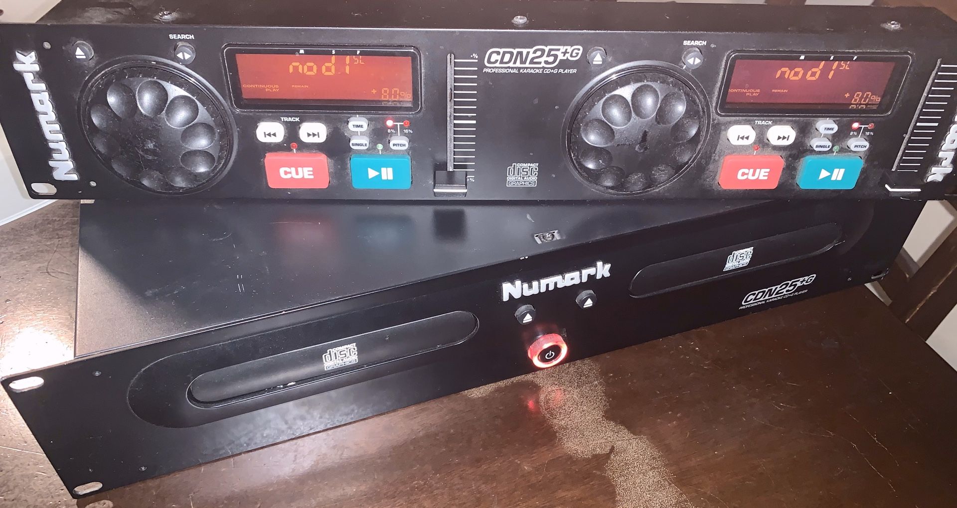 Numark CDN25+G Pro Dual CD Karaoke Player