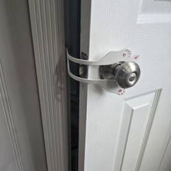 Door Cat Latch Stopper With Adjustable Settings