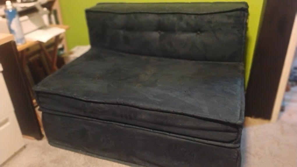 Pottery Barn Sleeper Sofa College Dorm Line