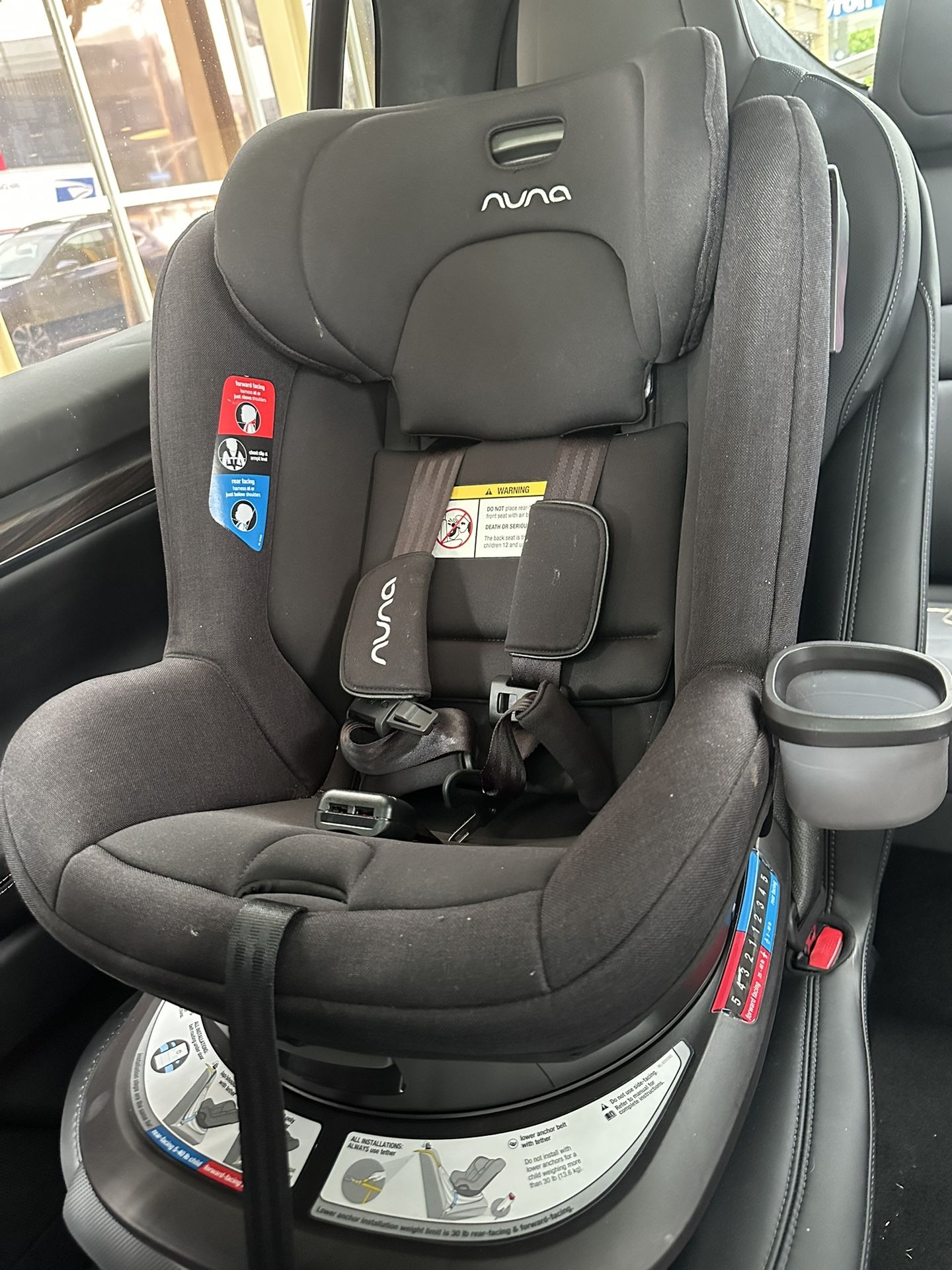 Nuna Revv 360 Car Seat
