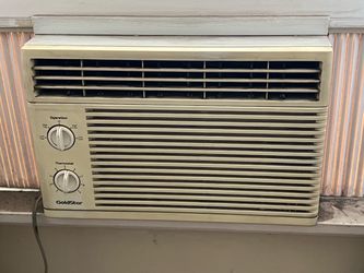 GoldStar Window Air Conditioner