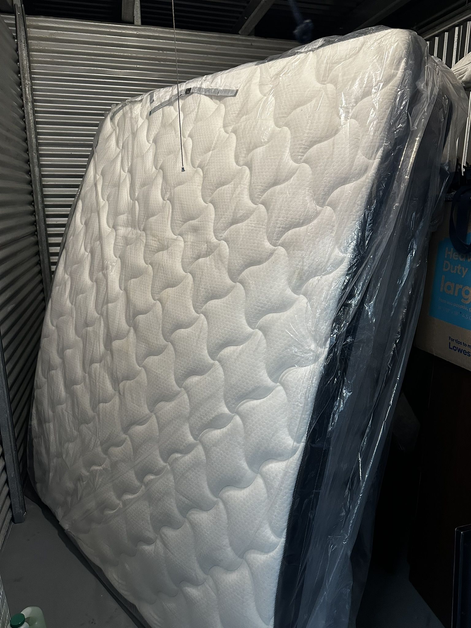 Queen mattress
