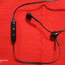 POLAROID BLUETOOTH HEAD PHONES