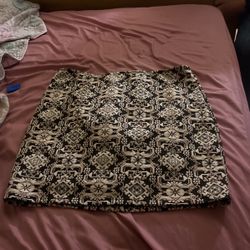 Like New Skirt Size Large Stretchy Material