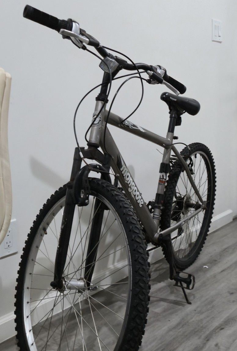 Mongoose Mountain Bike – Ready to Ride