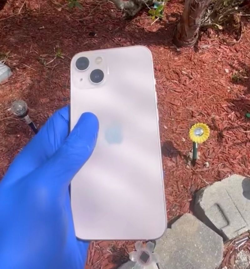 iPhone 13