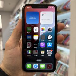 iPhone 11 64GB Unlocked