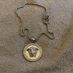 Versace Chain
