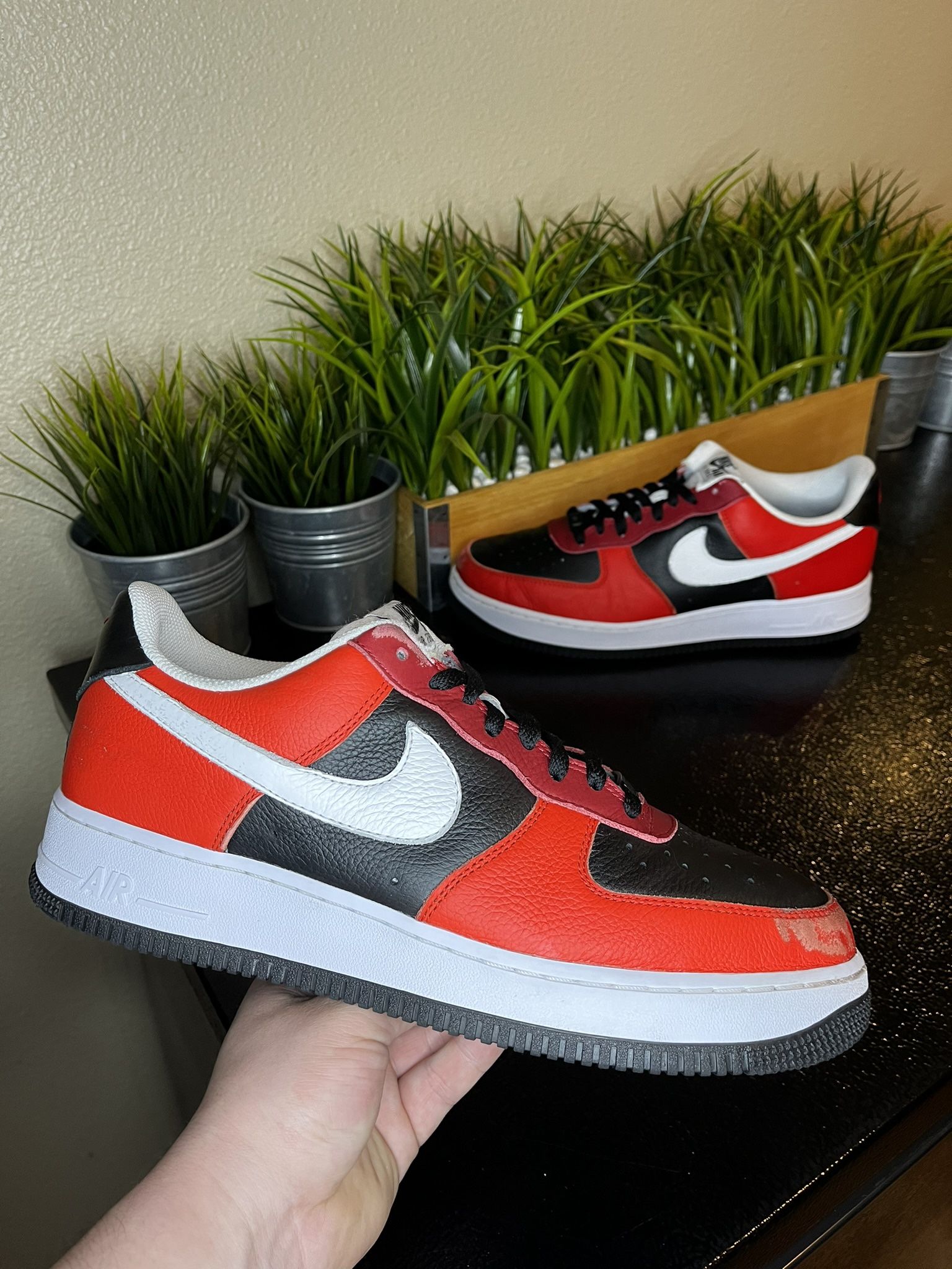 Nike ID Air Force 1 Red White Black DN4162-991 Men’s Size 11 Comfort AF1