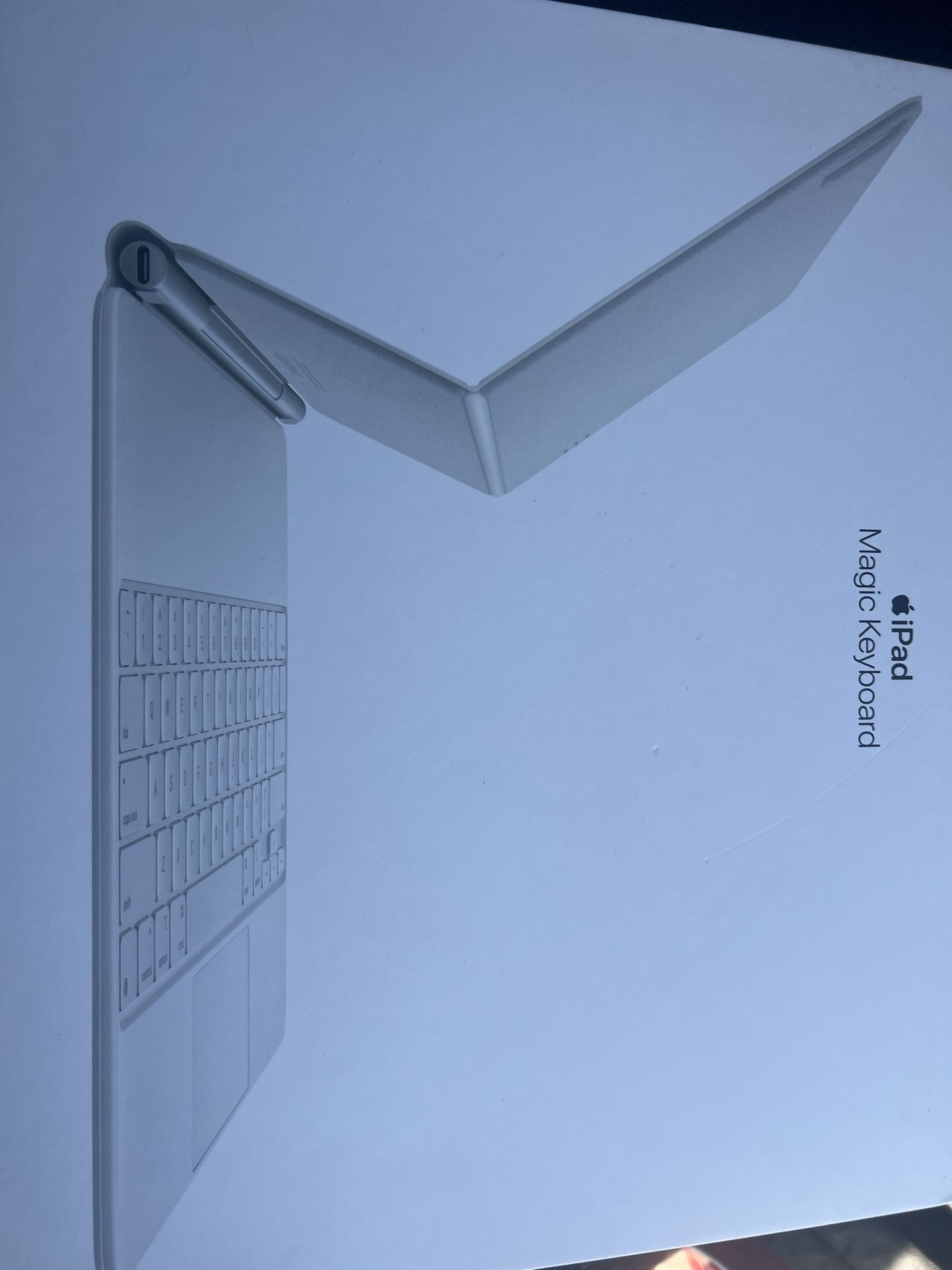 Apple Magic Keyboard for iPad Pro 12.9in A2480 White