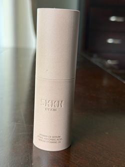 SKKN by Kim Skincare Vitamin C 8 Vitamin C Serum