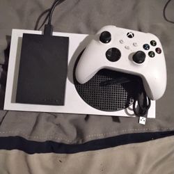 Xbox Series S And 5tb External Drive