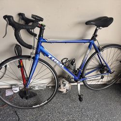 Trek 1.2 Road Bike 