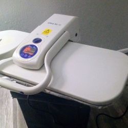 Like New Speedy Press 36-in Ultra XL Steamer/Presser 
