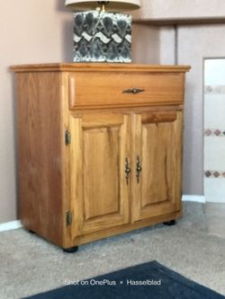 CAJONERA BUENAS CONDICIONES 2 PUERTAS UN CAJON 