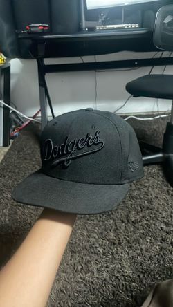 Black dodgers cap