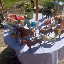 Toy horses, Lot