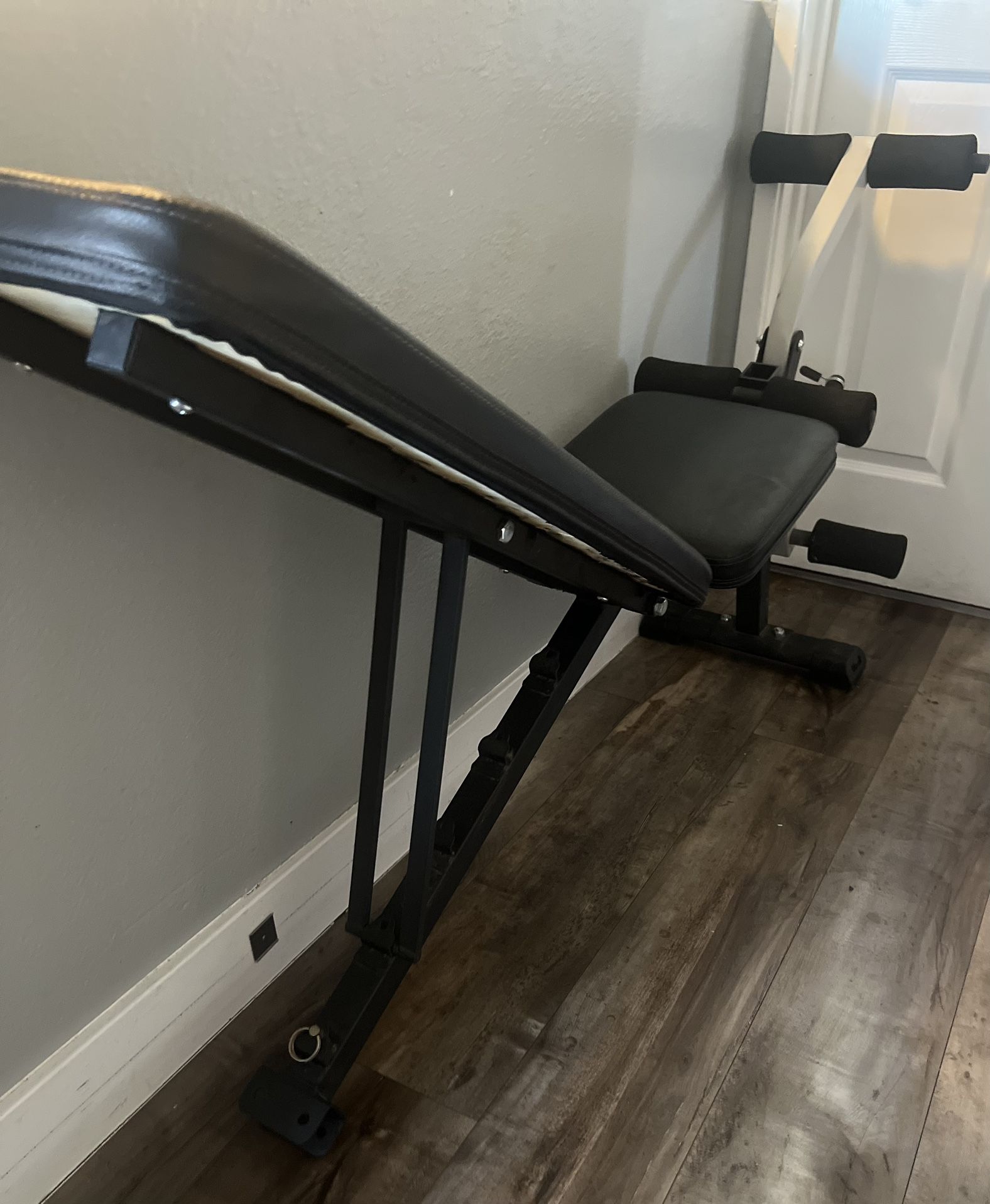 Weight Bench
