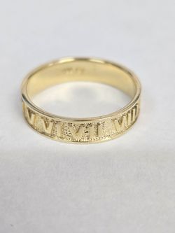 14kt Gold Roman Numeral Band Ring