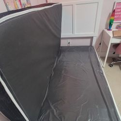 Box Spring And Mattresses 