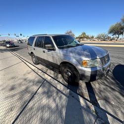 2004 Ford Expedition