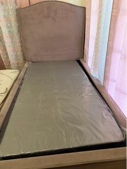 Bed frame twin