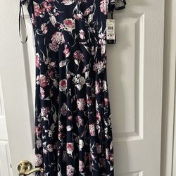 Women’s Clothes Size M  and L Start 