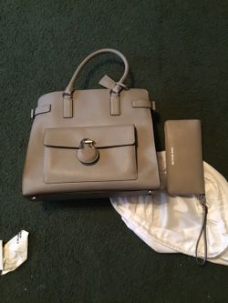 Mk purse