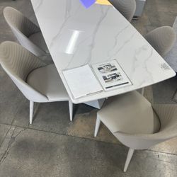 Dining Table Set