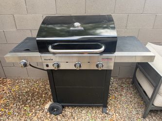 Char-Broil Performance Gas Grill