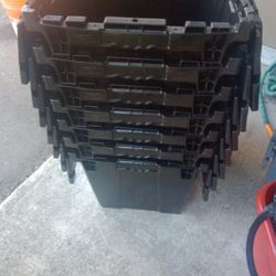 Industrial Totes With Hinged Lids