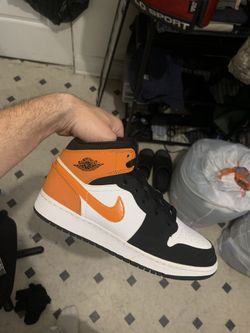 Jordan 1 Mid “shattered Backboards”